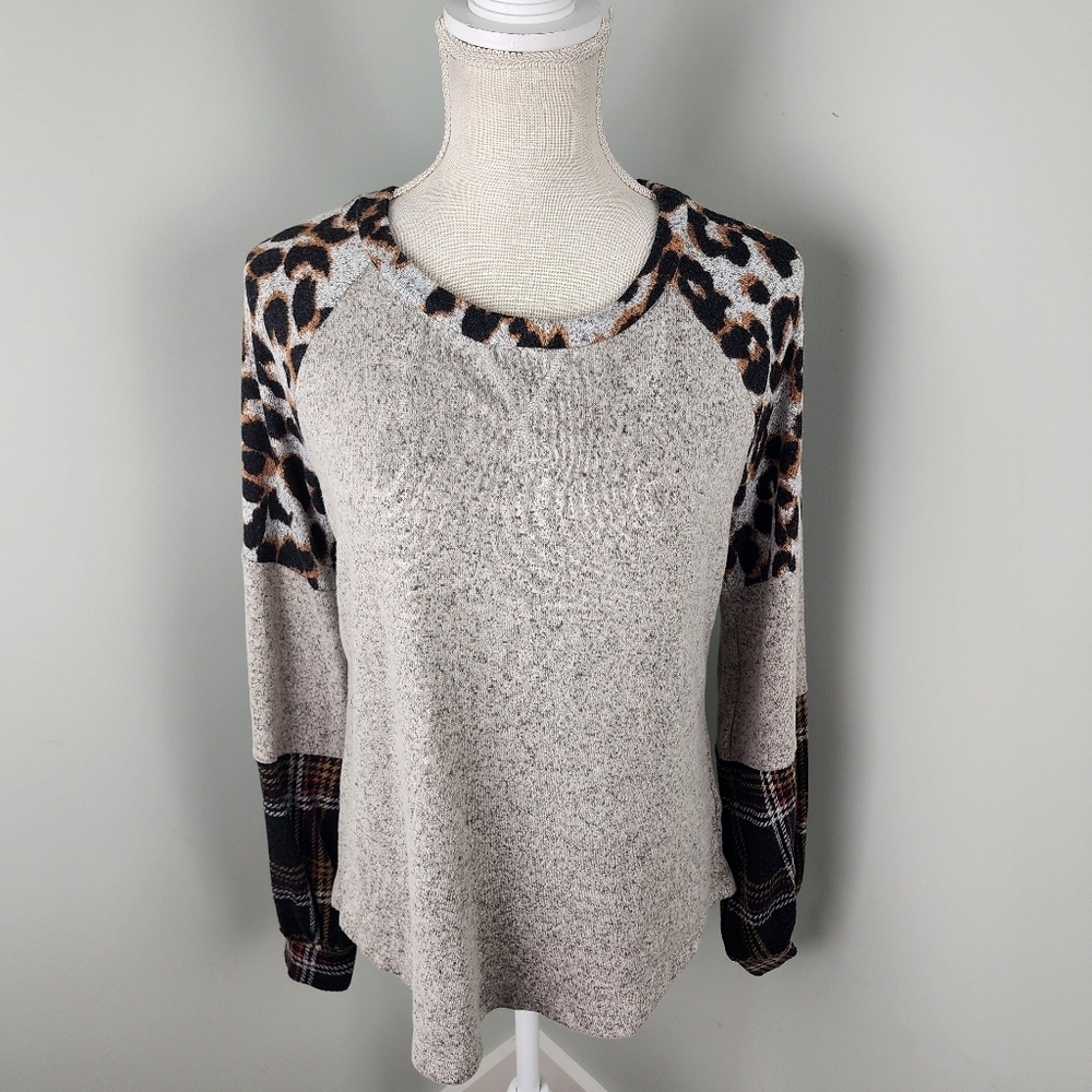 Maurices 24/7 Leopard Plaid Color block Blouson Sleeve Baseball Tee Size Small - Picture 2 of 11